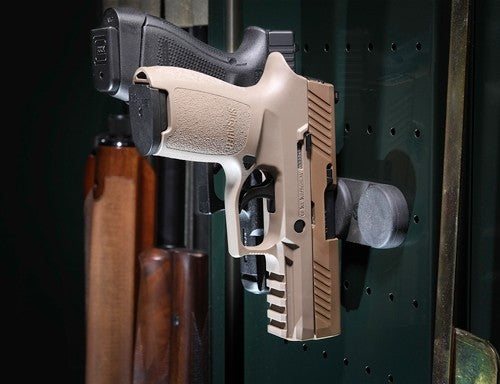 Pachmayr Pac-mag Gun Storage - Magnet 30lbs. Rating Black