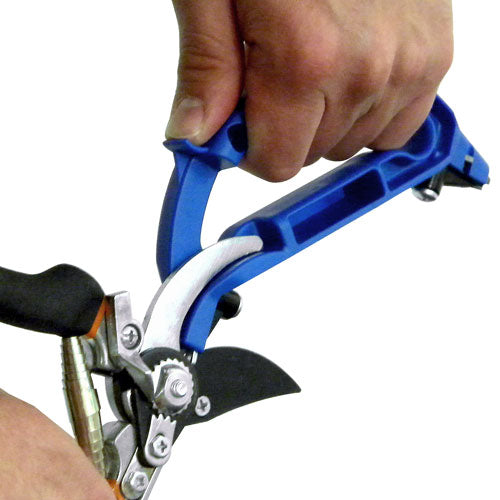 Accusharp All In 1 Knife/ - Scissors/garden Tool Sharpener